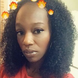 Meet your Posher, Aisha